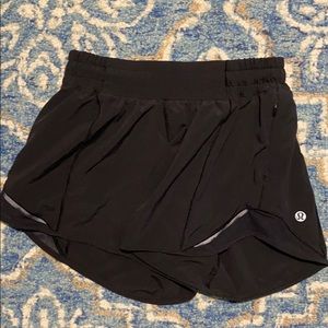 Black lululemon hotty hot shorts